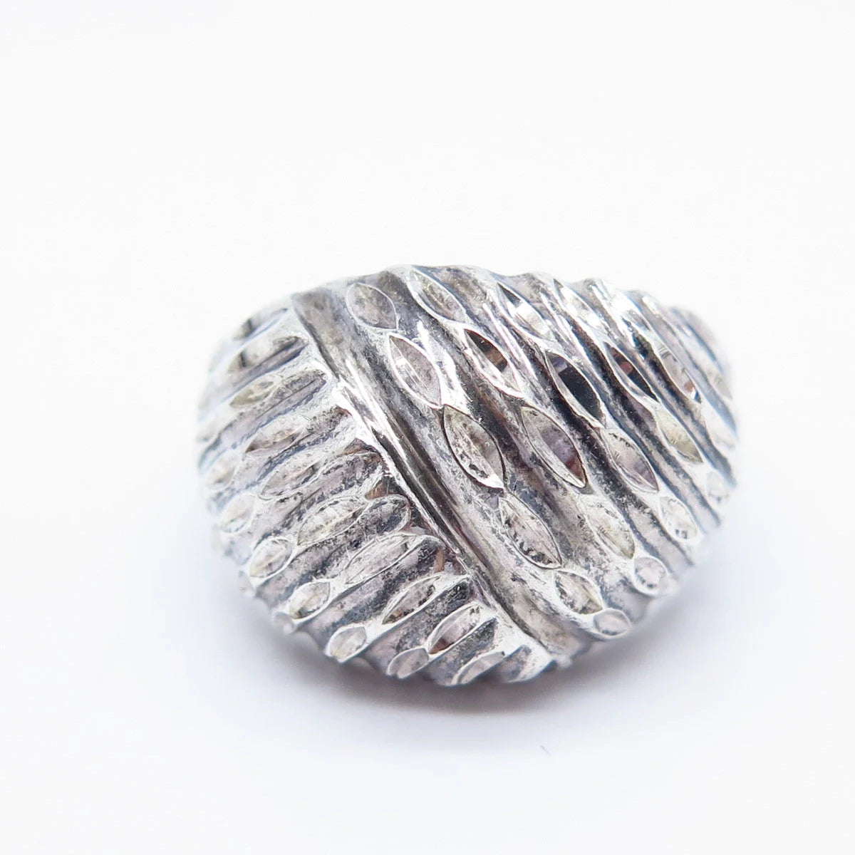 925 Sterling Silver Vintage Ribbed Ring Size 8.25