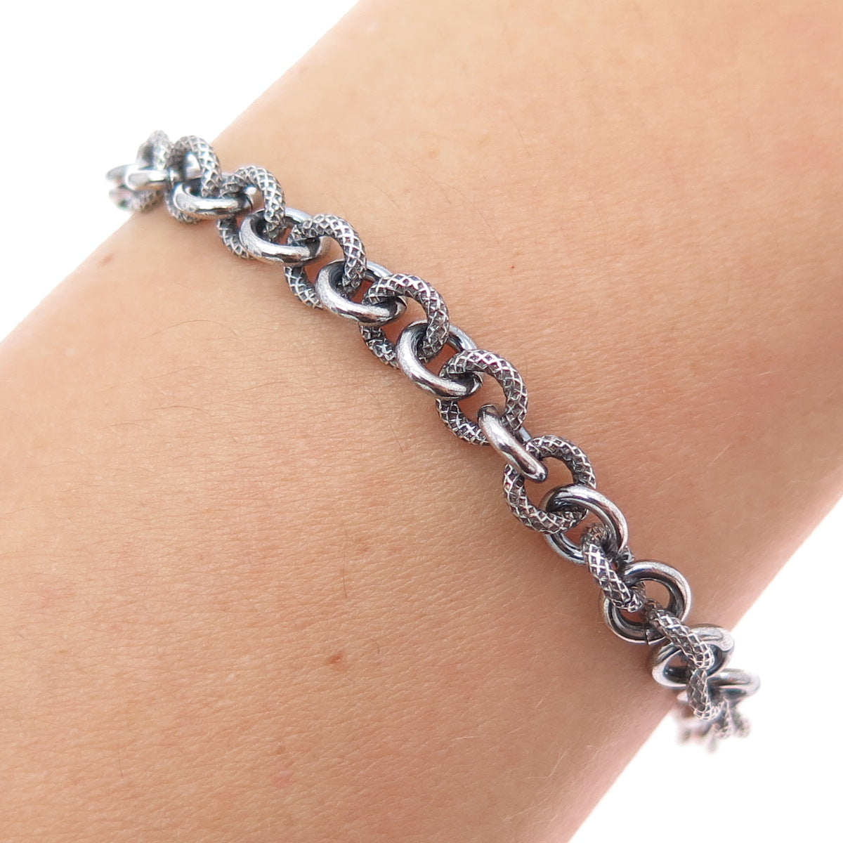 925 Sterling Silver Vintage Textured Rolo Link Oxidized Bracelet 7"