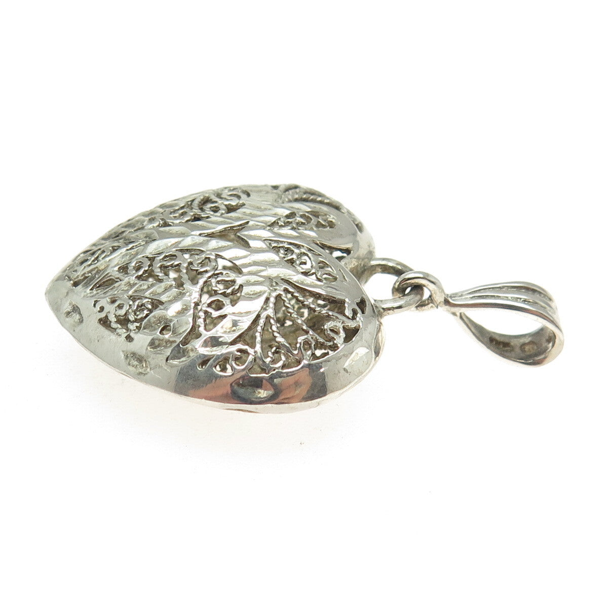 BEAU 925 Sterling Silver Vintage Diamond-Cut Filigree Heart Pendant
