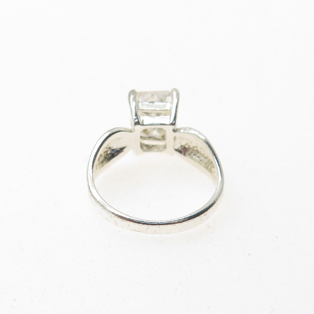 925 Sterling Silver Vintage Radiant-Cut C Z Engagement Ring Size 6