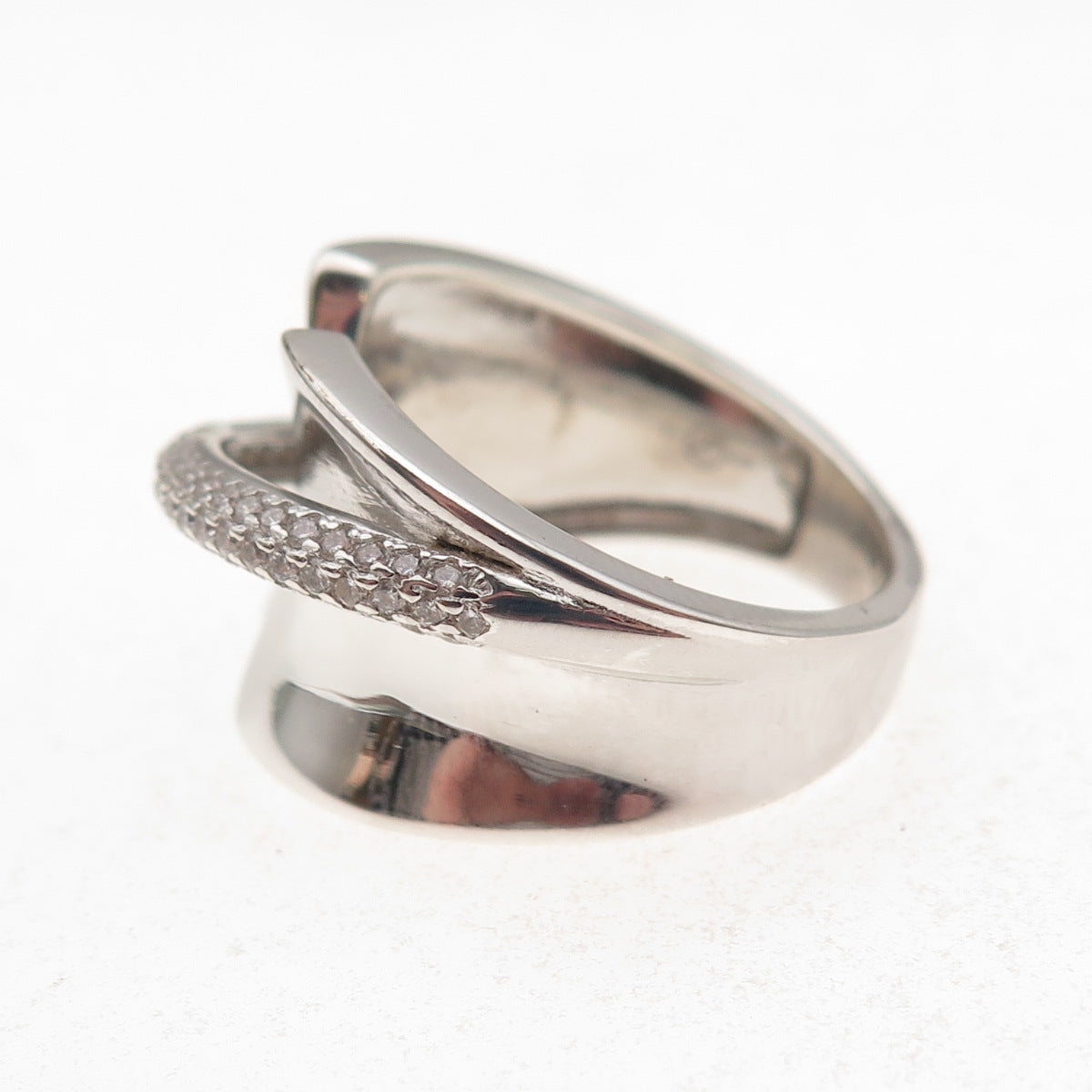 925 Sterling Silver Round-Cut C Z Modernist Ring Size 8.25
