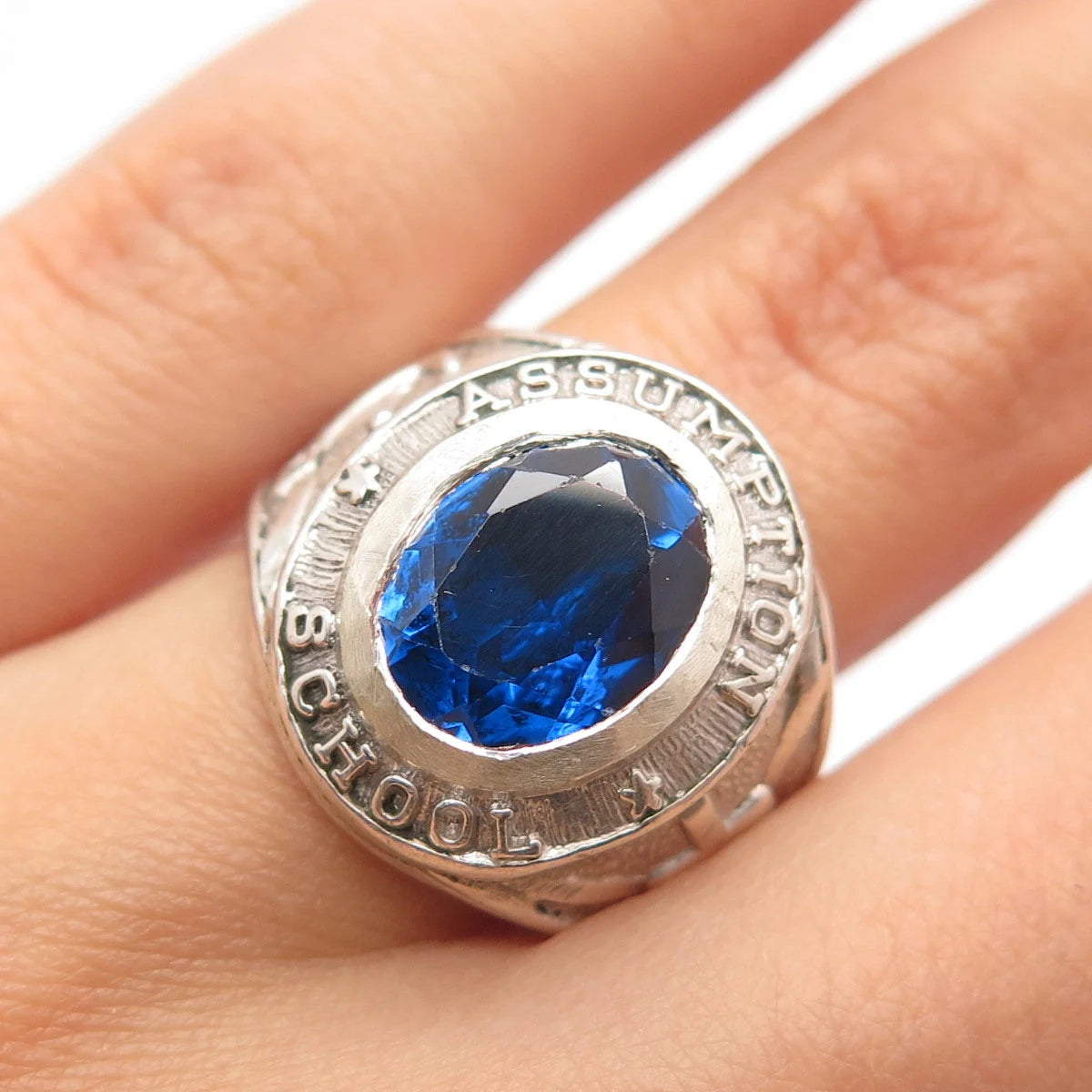 925 Sterling Silver Vintage Blue Glass "1967 Assumption" School Ring Size 5.5