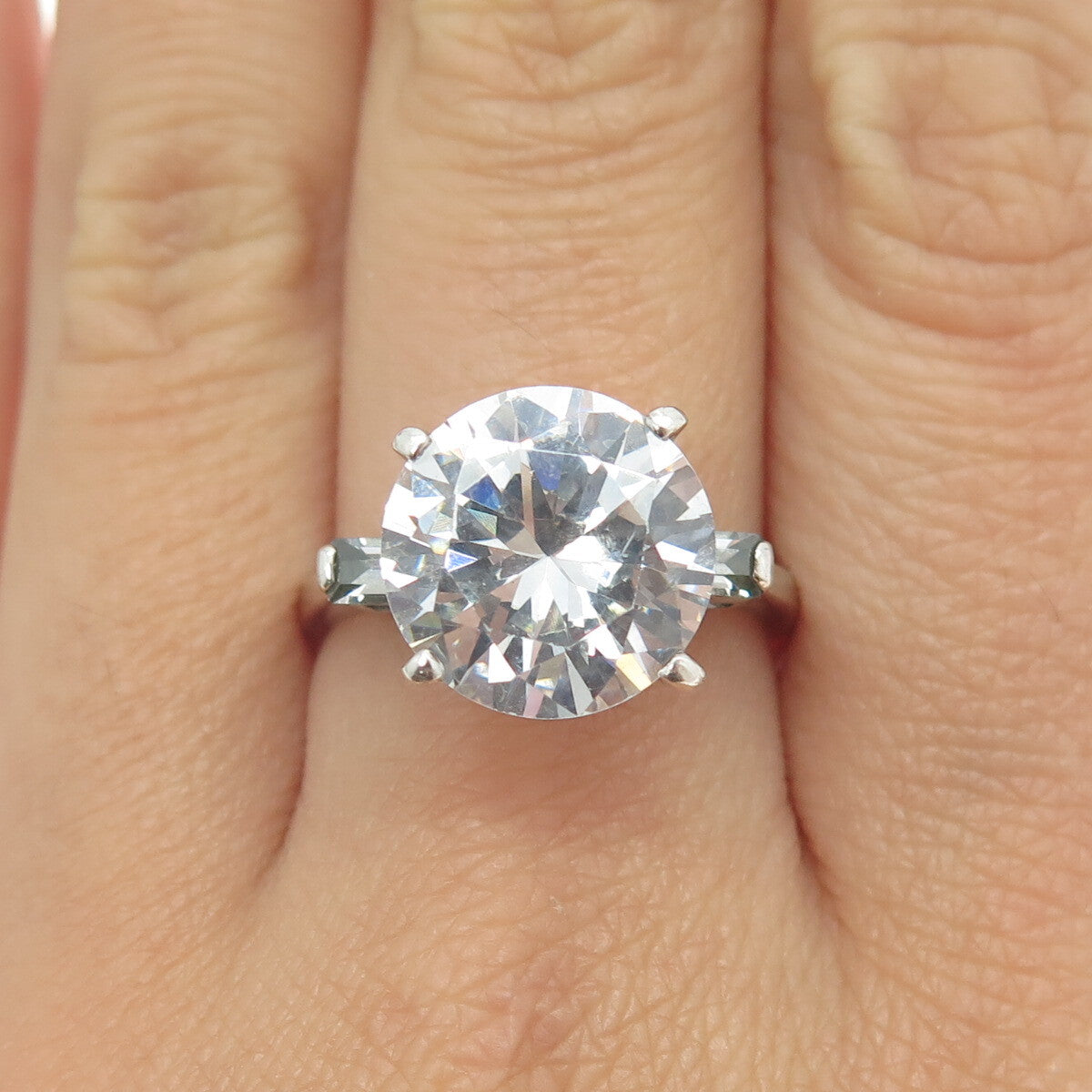 LAUREN G. ADAMS 925 Sterling Silver Vintage C Z Engagement Ring Size 8