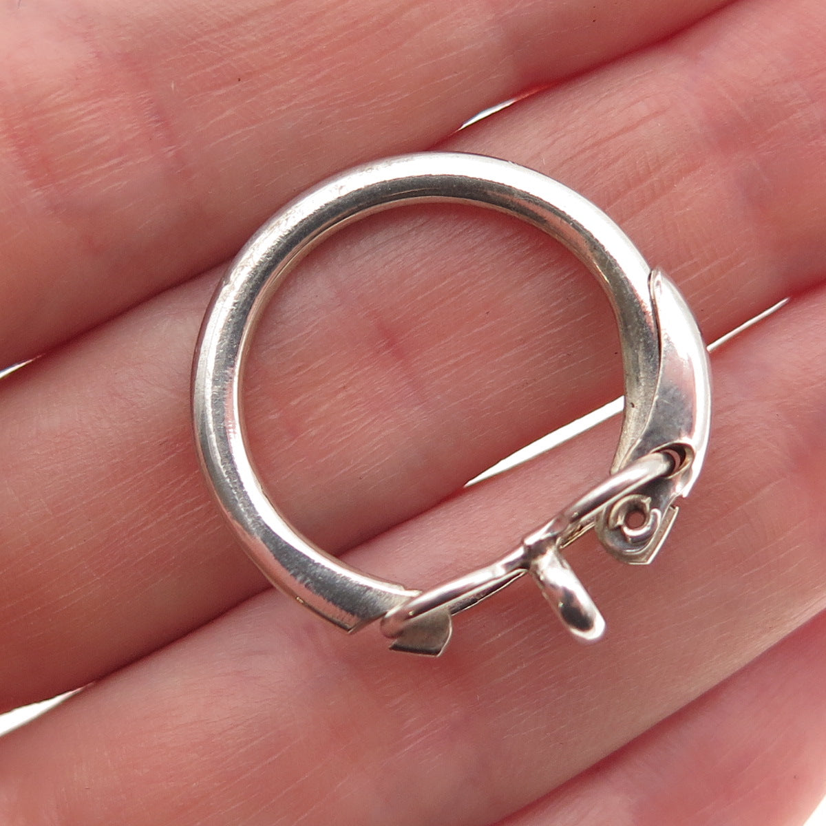 835 Silver Vintage Key Fob Ring Holder
