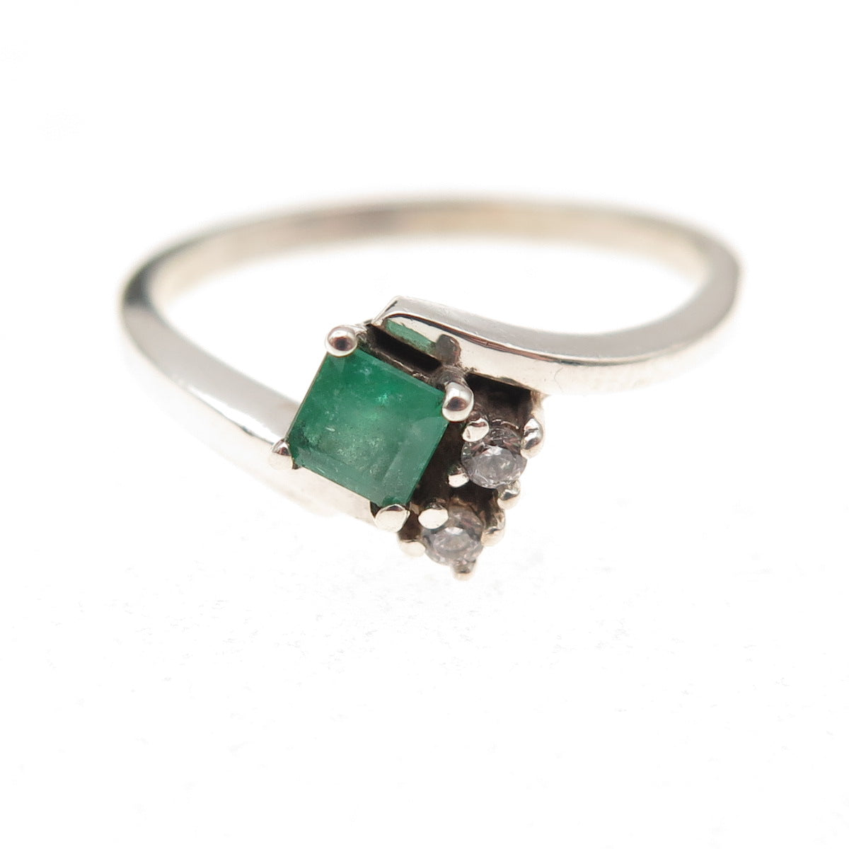 925 Sterling Silver Vintage Real Emerald & C Z Bypass Ring Size 7.25