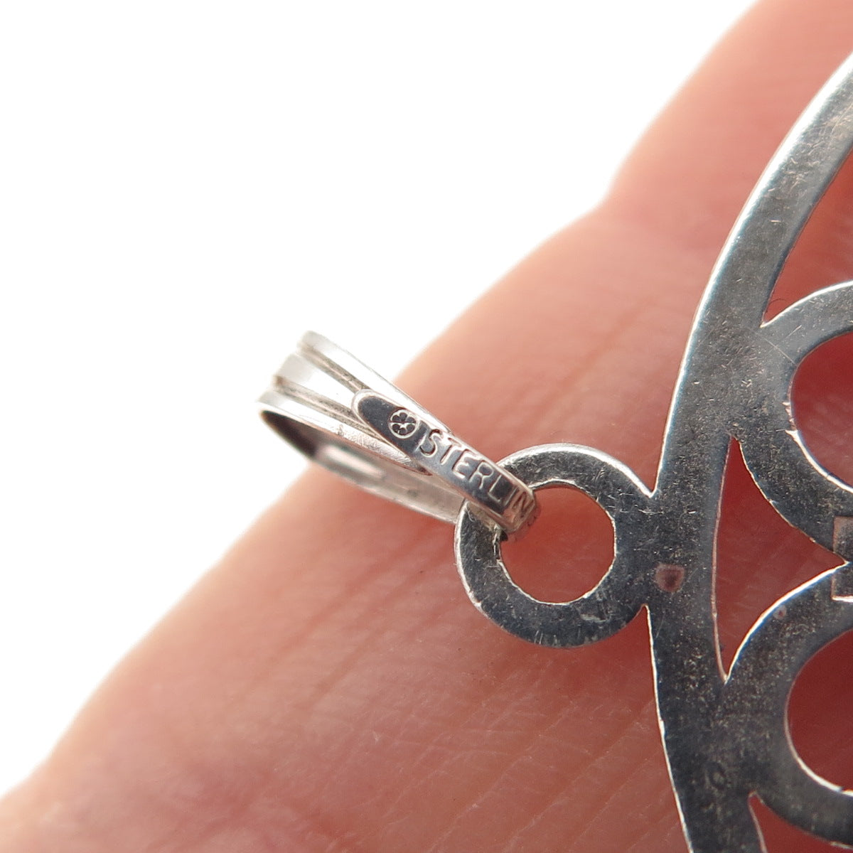 IC James Craig 925 Sterling Silver Vintage Ornate Floral Charm Pendant