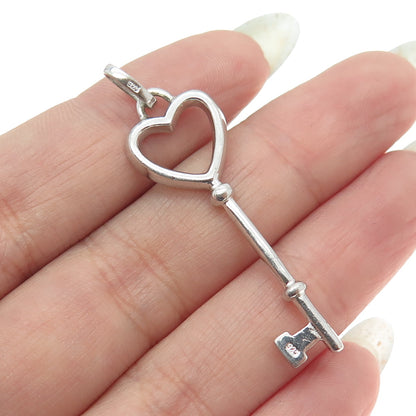 925 Sterling Silver Round-Cut Shaped C Z Key Pendant