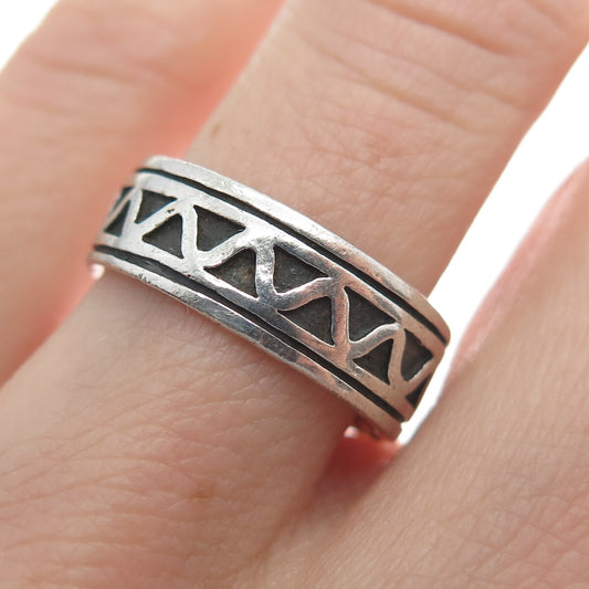 925 Sterling Silver Vintage Zig Zag All Around Oxidized Band Ring Size 6.25