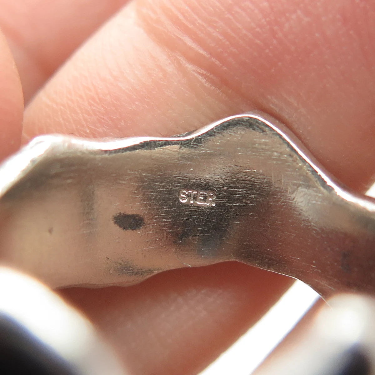 925 Sterling Silver Vintage Modernist Band Ring Size 8.5