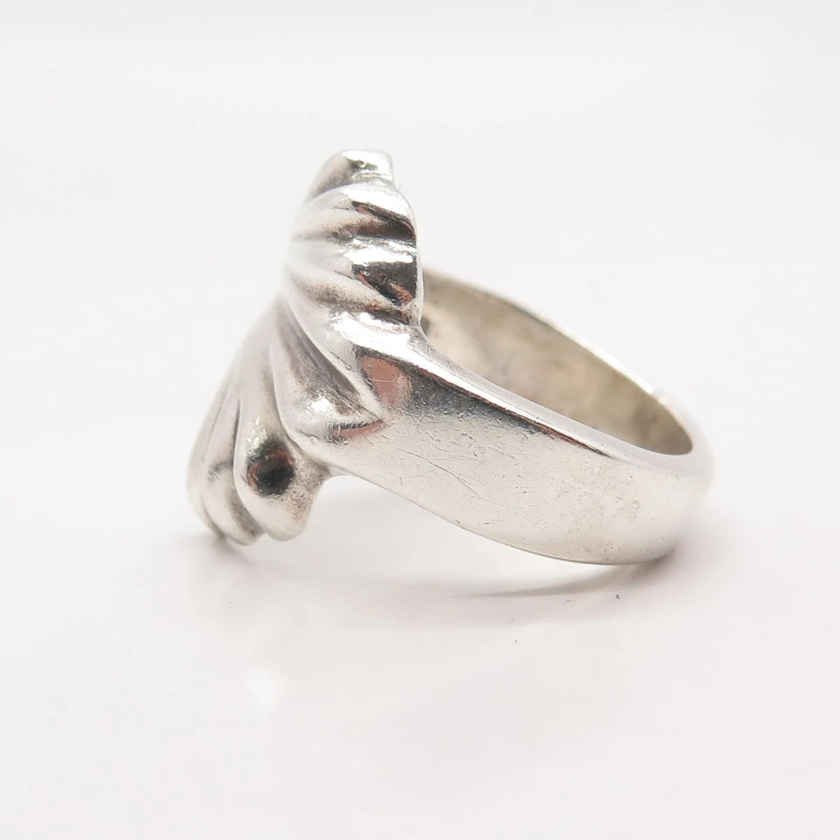 925 Sterling Silver Vintage Mexico Ribbed Shell Ring Size 7.25