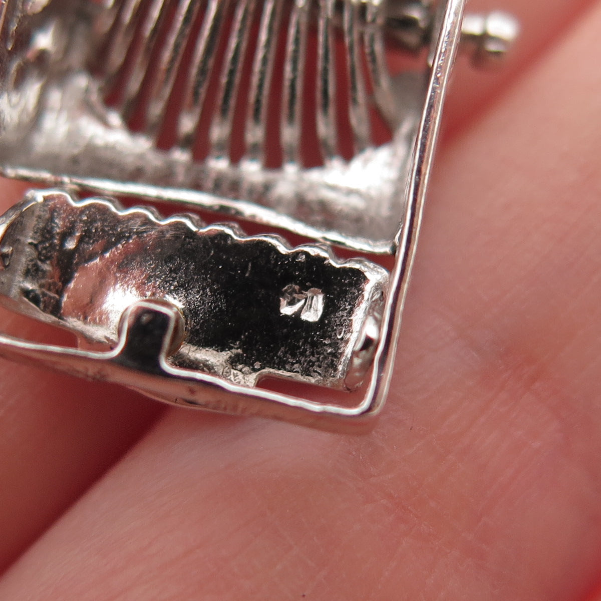 925 Sterling Silver Antique Art Deco Typewriter Oxidized 3D Charm Pendant