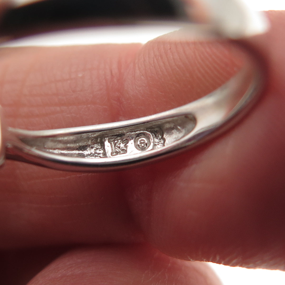 KEY STAR 925 Sterling Silver Lavender & White C Z Ring Size 5