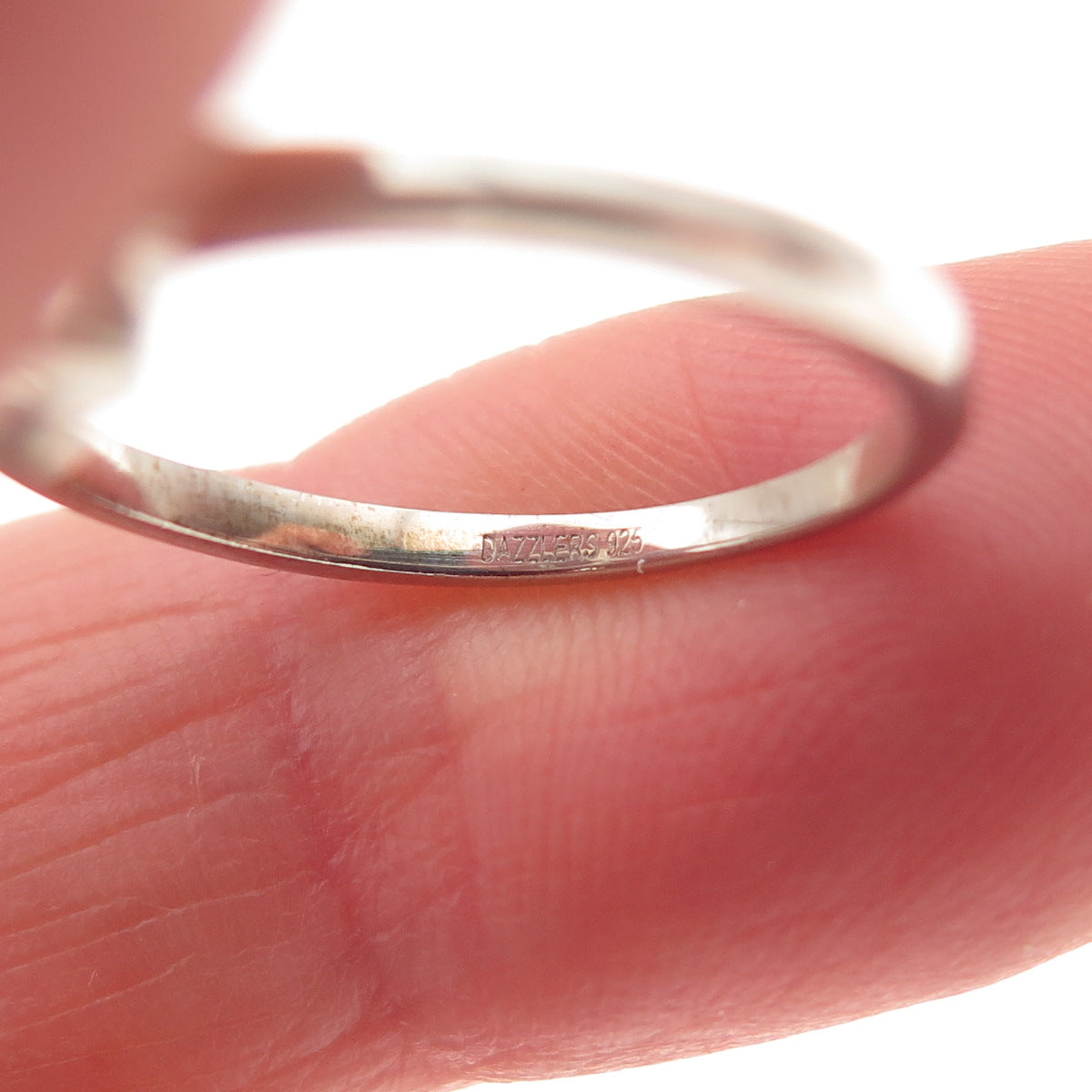 Dazzlers 925 Sterling Silver Real Oval-Cut Blue Topaz Ring Size 6