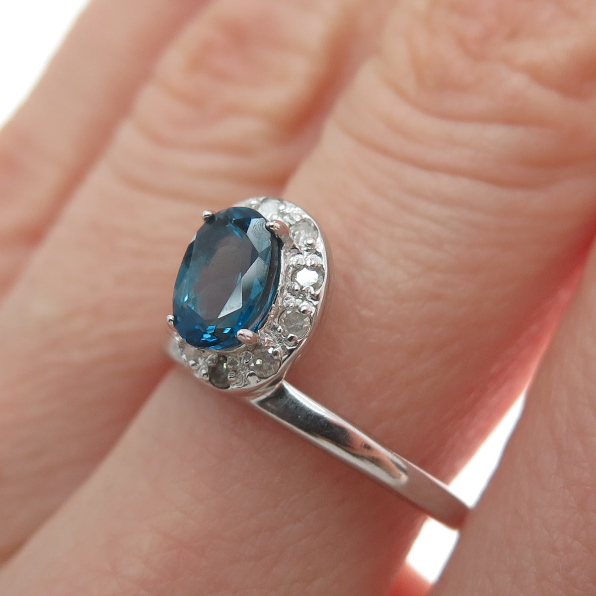 925 Sterling Silver Real Round-Cut Diamond & London Blue Topaz Ring Size 7.25