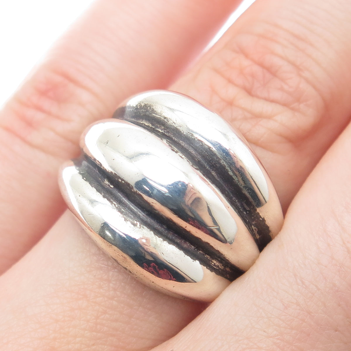 925 Sterling Silver Vintage Modernist Ribbed Oxidized Ring Size 7.25