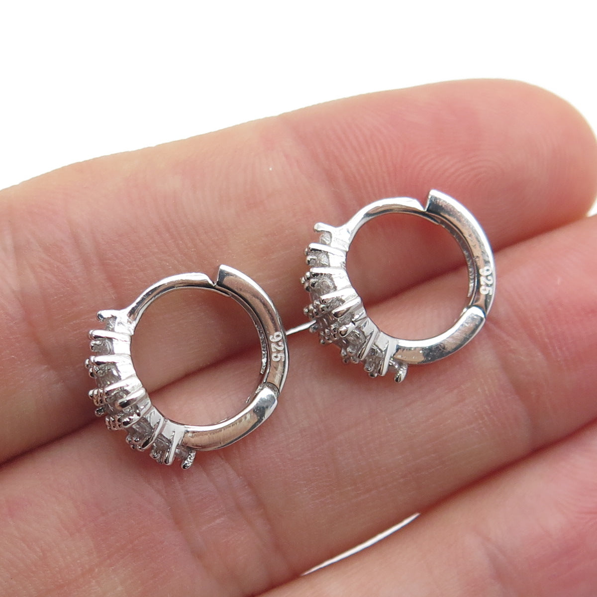 925 Sterling Silver Round-Cut C Z Diamond-Shape Hoop Earrings