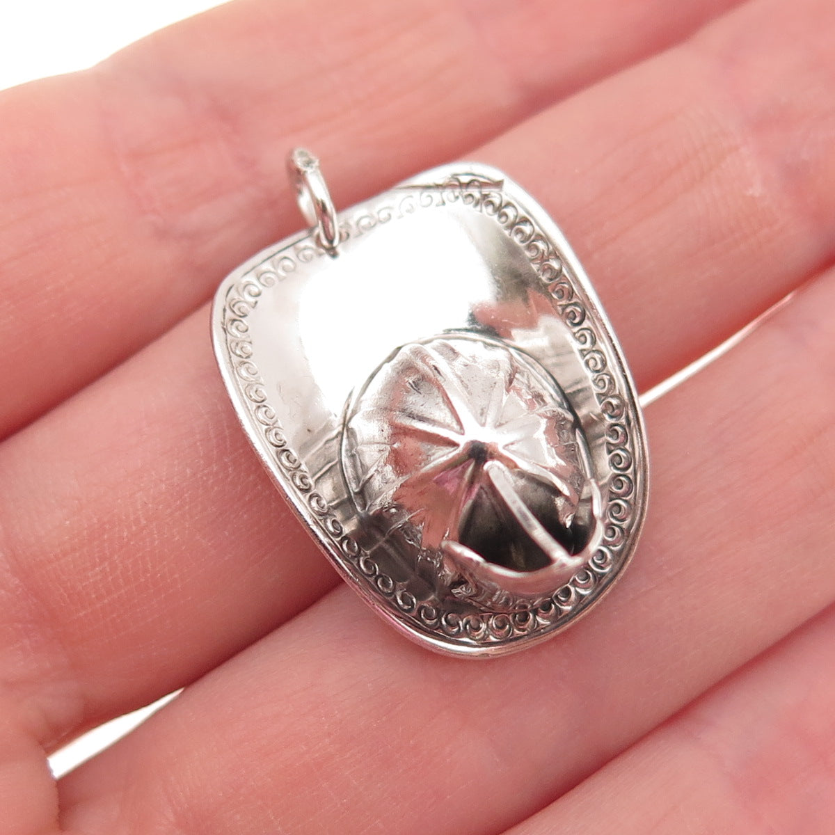 925 Sterling Silver Vintage Firefighter Helmet Oxidized 3D Charm Pendant