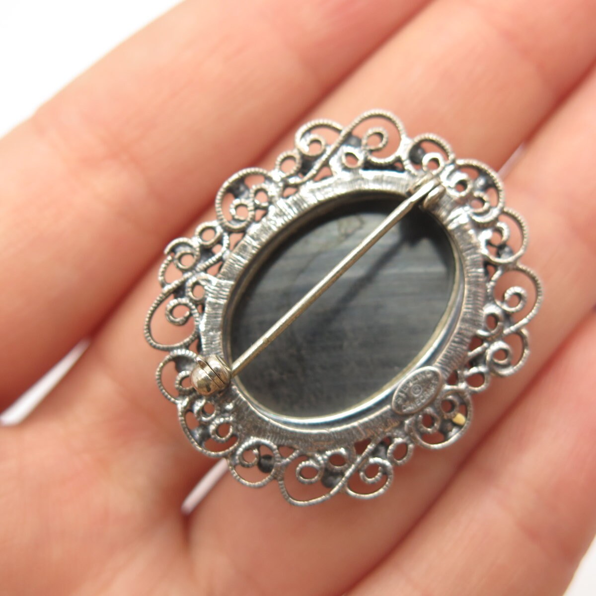 925 Sterling Silver Vintage Danecraft Real Hematite Gemstone Ornate Pin Brooch