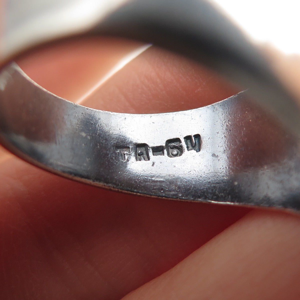 925 Sterling 2-Tone Vintage Mexico Modernist Seashell Oxidized Ring Size 10.25