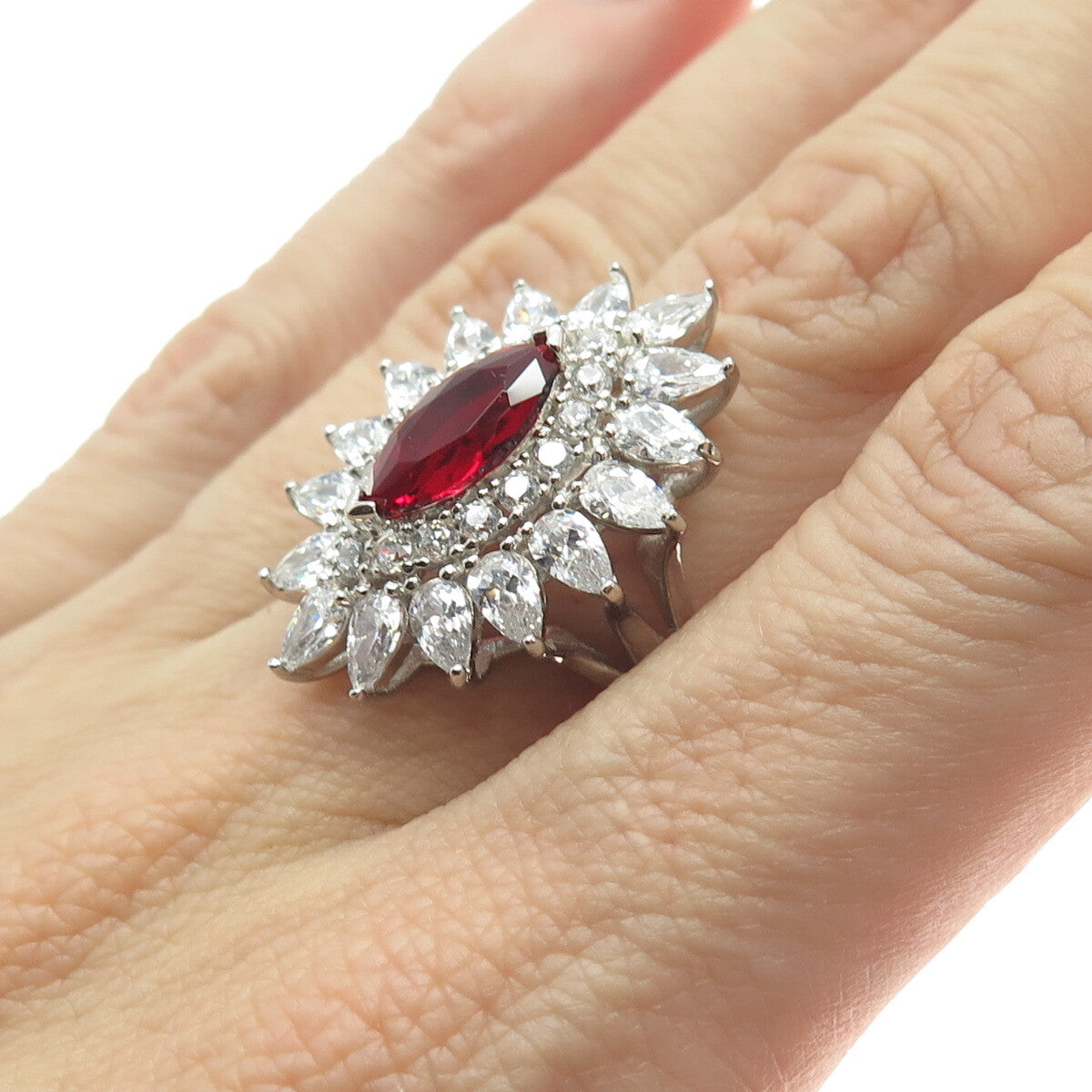 925 Sterling Silver White & Red Multi-C Z Cluster Ring Size 6.75