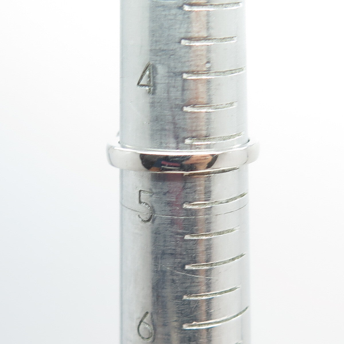 925 Sterling Silver Round-Cut C Z Ring Size 4.75