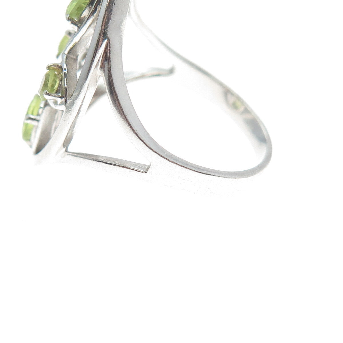 925 Sterling Silver Vintage Round-Cut Peridot Gem Cross Oval Ring Size 9.25