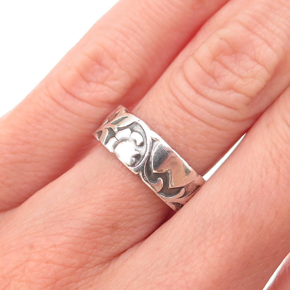 925 Sterling Silver Antique Art Deco Floral Oxidized Band Ring Size 6.25