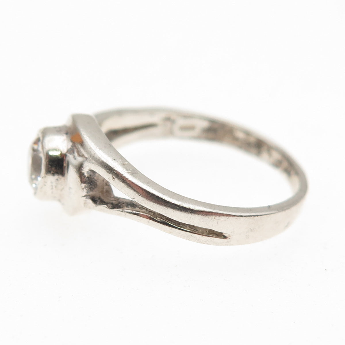 925 Sterling Silver Vintage Round-Cut C Z Modernist Ring Size 6.25
