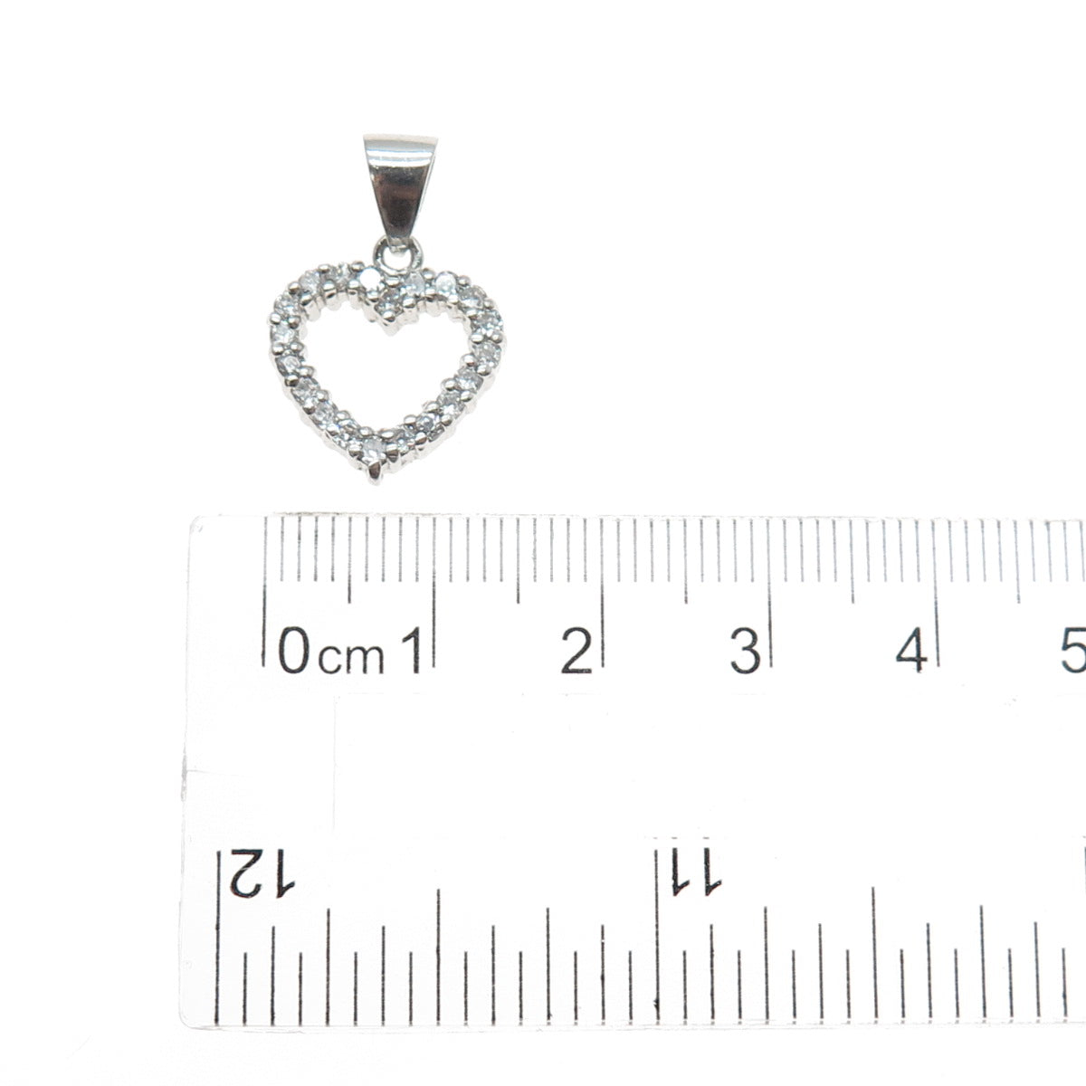 925 Sterling Silver Round-Cut C Z Heart Minimalist Charm Pendant