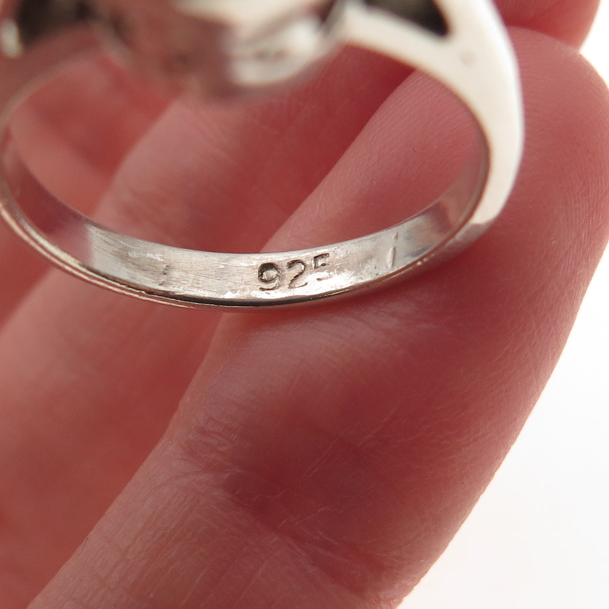 925 Sterling Silver Vintage Real Moonstone Oxidized Ring Size 6.25