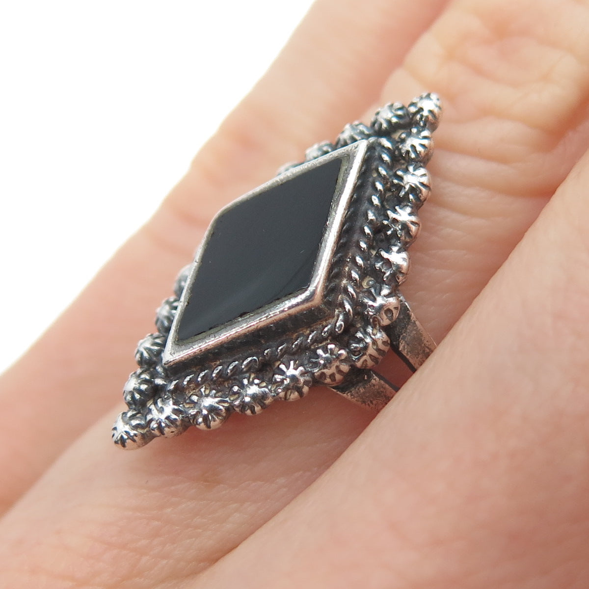 925 Sterling Silver Vintage Real Black Onyx Cannetille Oxidized Ring Size 6.25