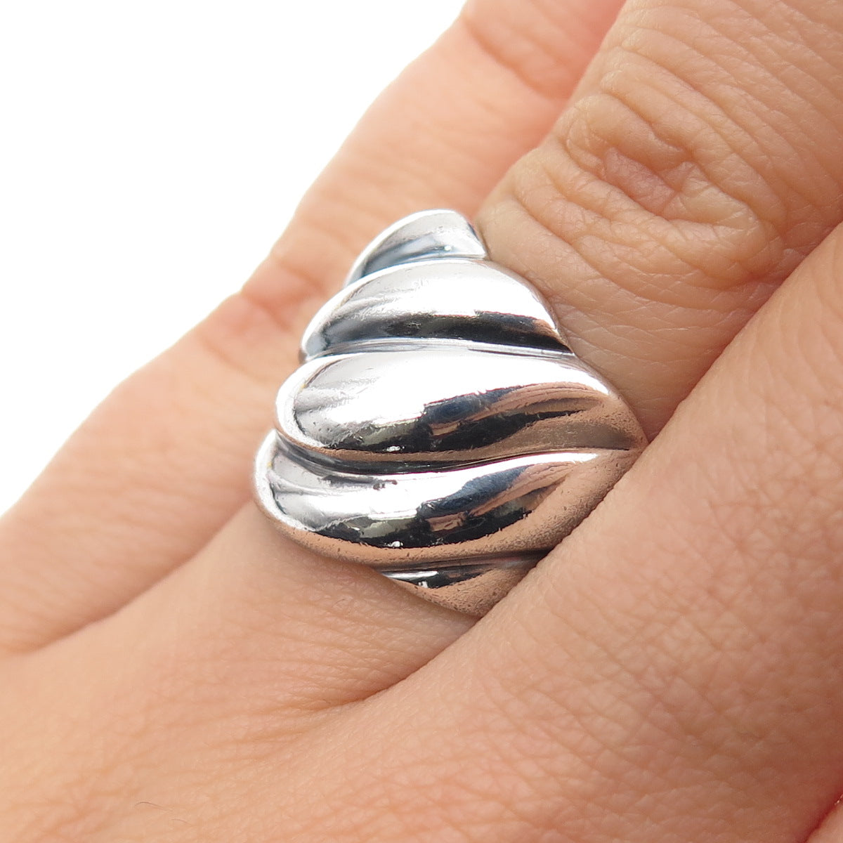 925 Sterling Silver Vintage Modernist Ribbed Oxidized Ring Size 6