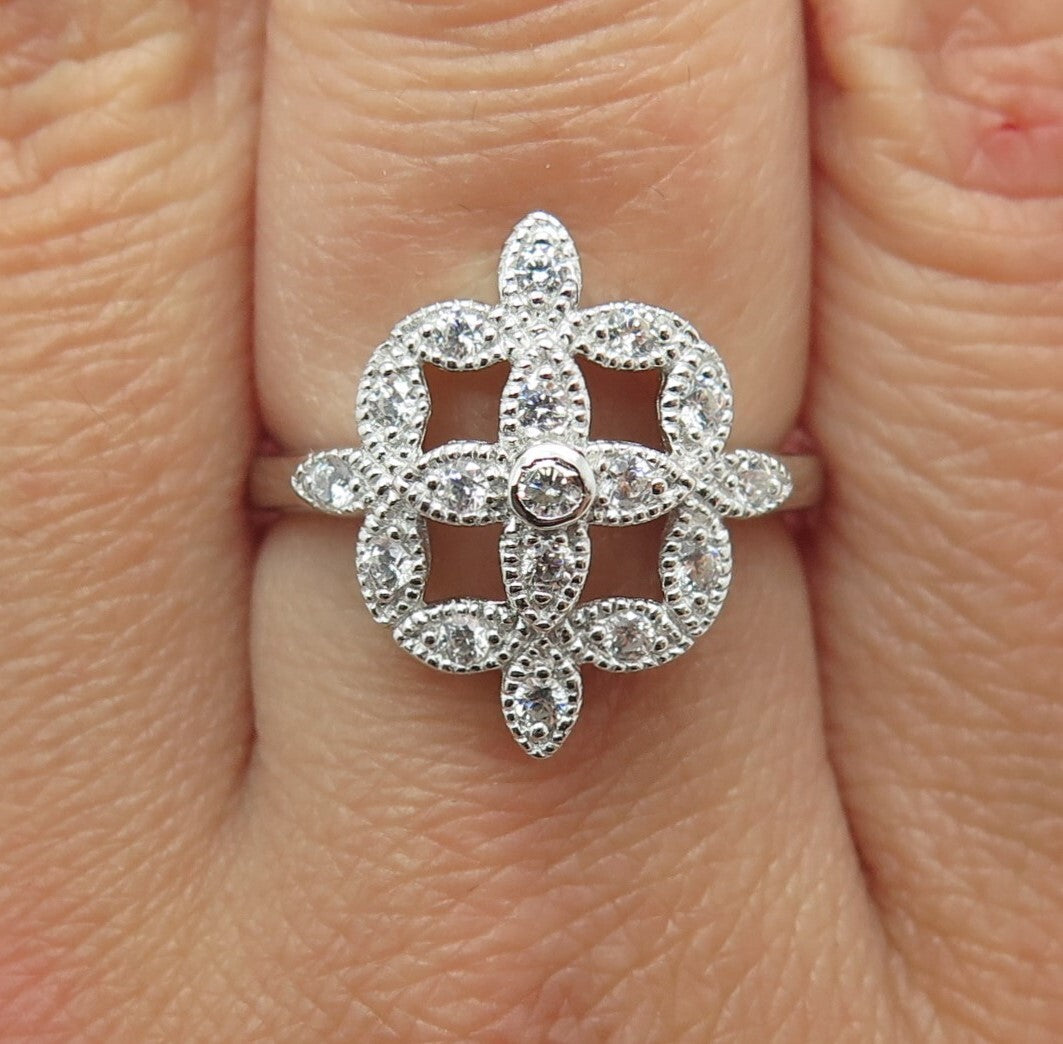 925 Sterling Silver Round-Cut Shaped C Z Modernist Ring Size 7
