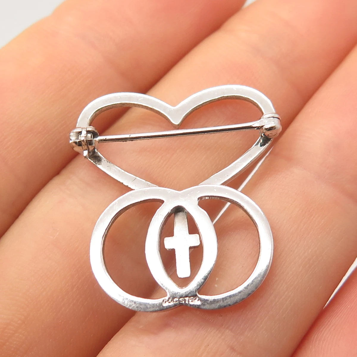 925 Sterling Silver Vintage Heart Cross Circles Pin Brooch