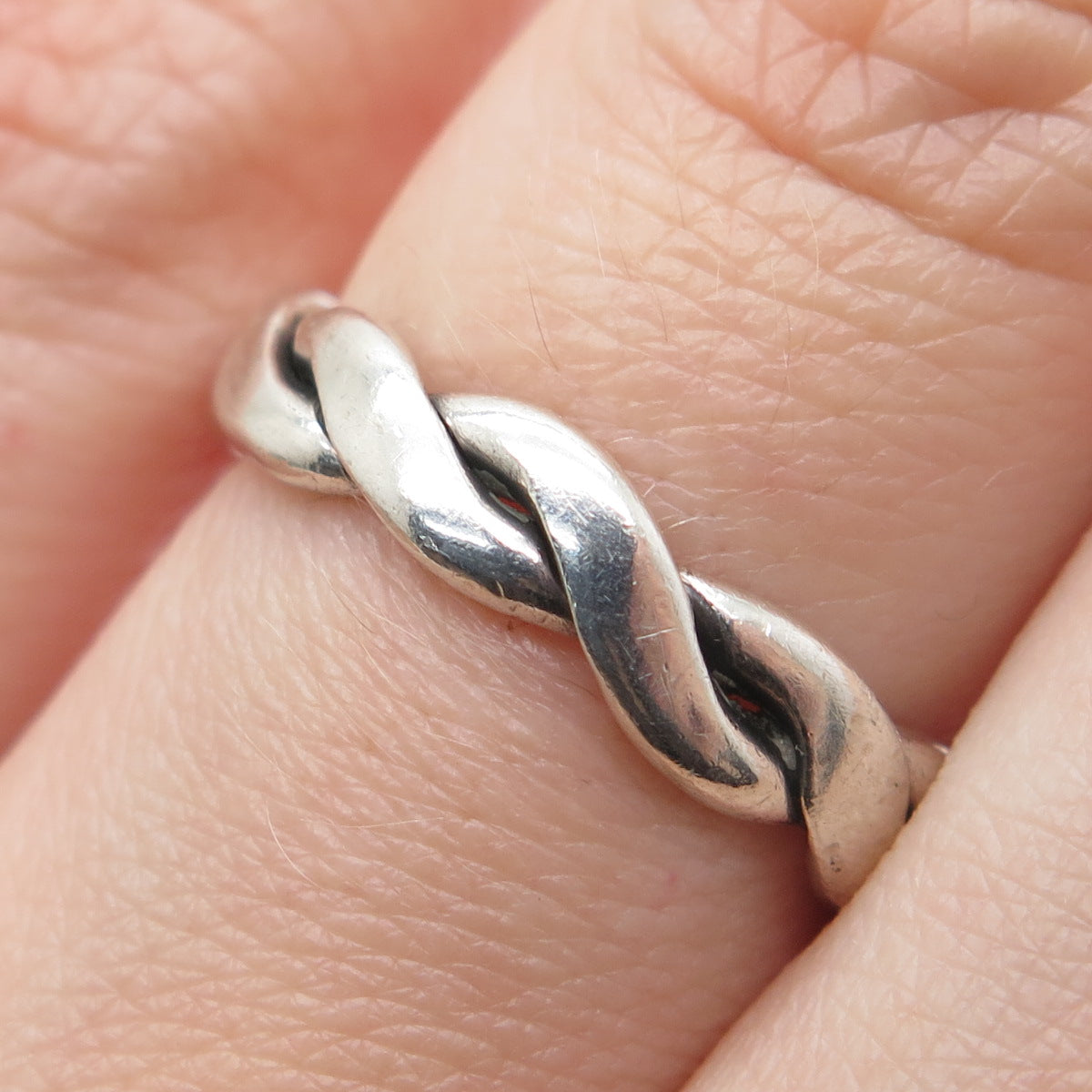 925 Sterling Silver Vintage Twisted Band Ring Size 6.25