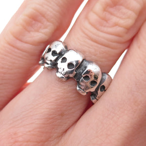 925 Sterling Silver Vintage Skull All Around Oxidized Band Ring Size 5.25