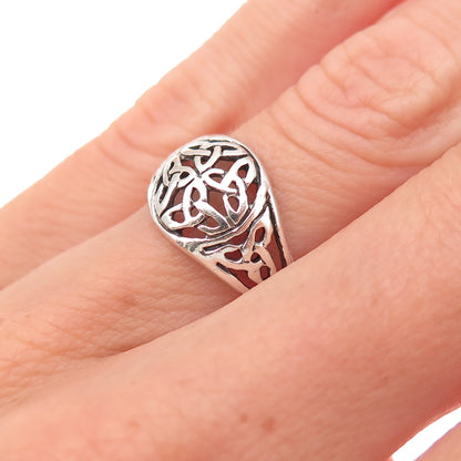 925 Sterling Silver Vintage Celtic Trinity Knot Oxidized Ring Size 4.75