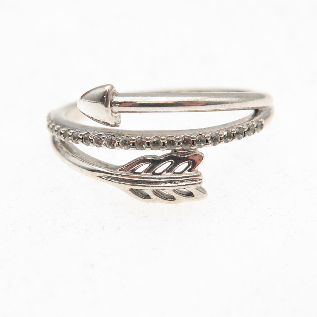 Pandora 925 Sterling Silver Round-Cut C Z Sparkling Arrow Loved Ring Size 8.5