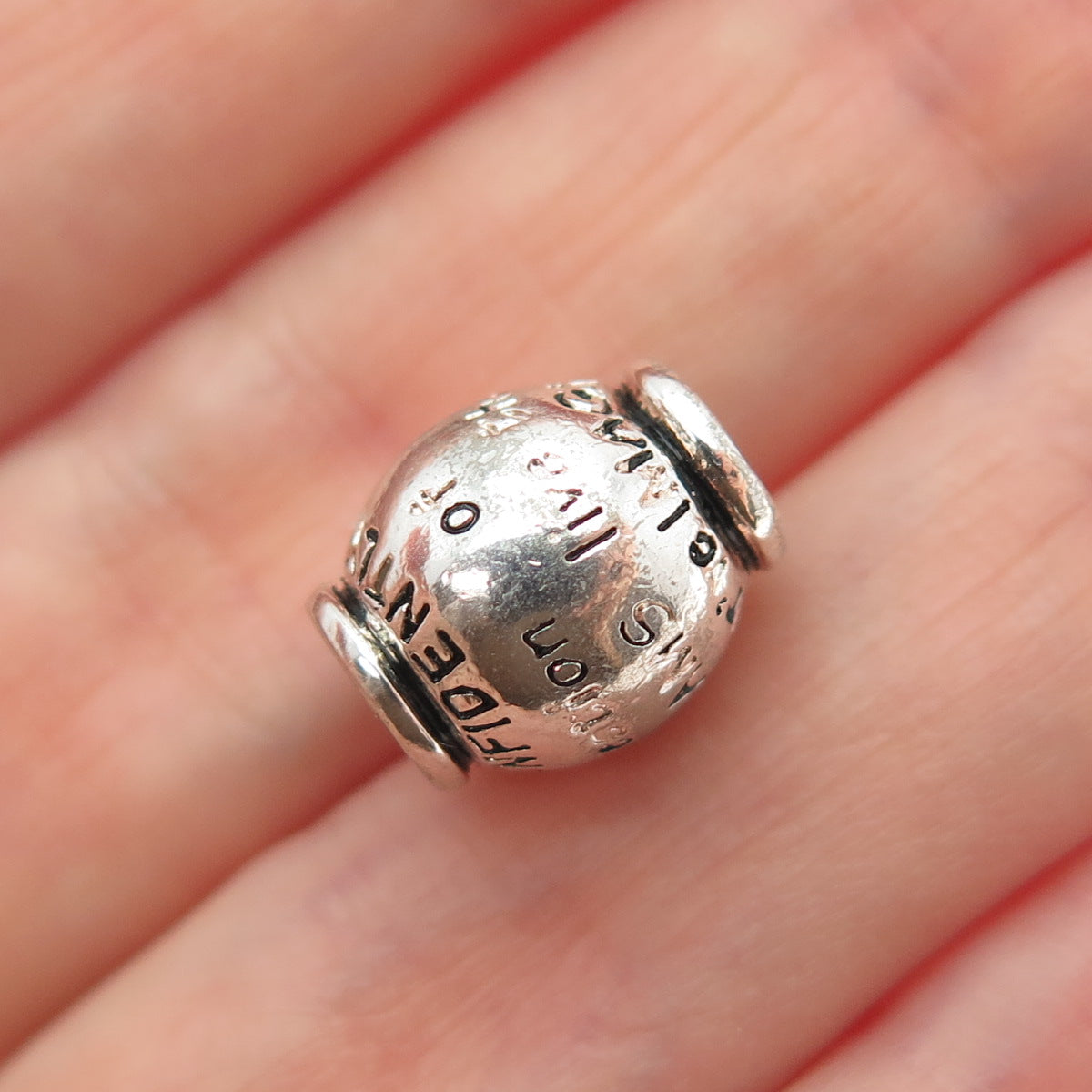 925 Sterling Vintage Go Confidently in The Direction of Your Dreams Bead Charm