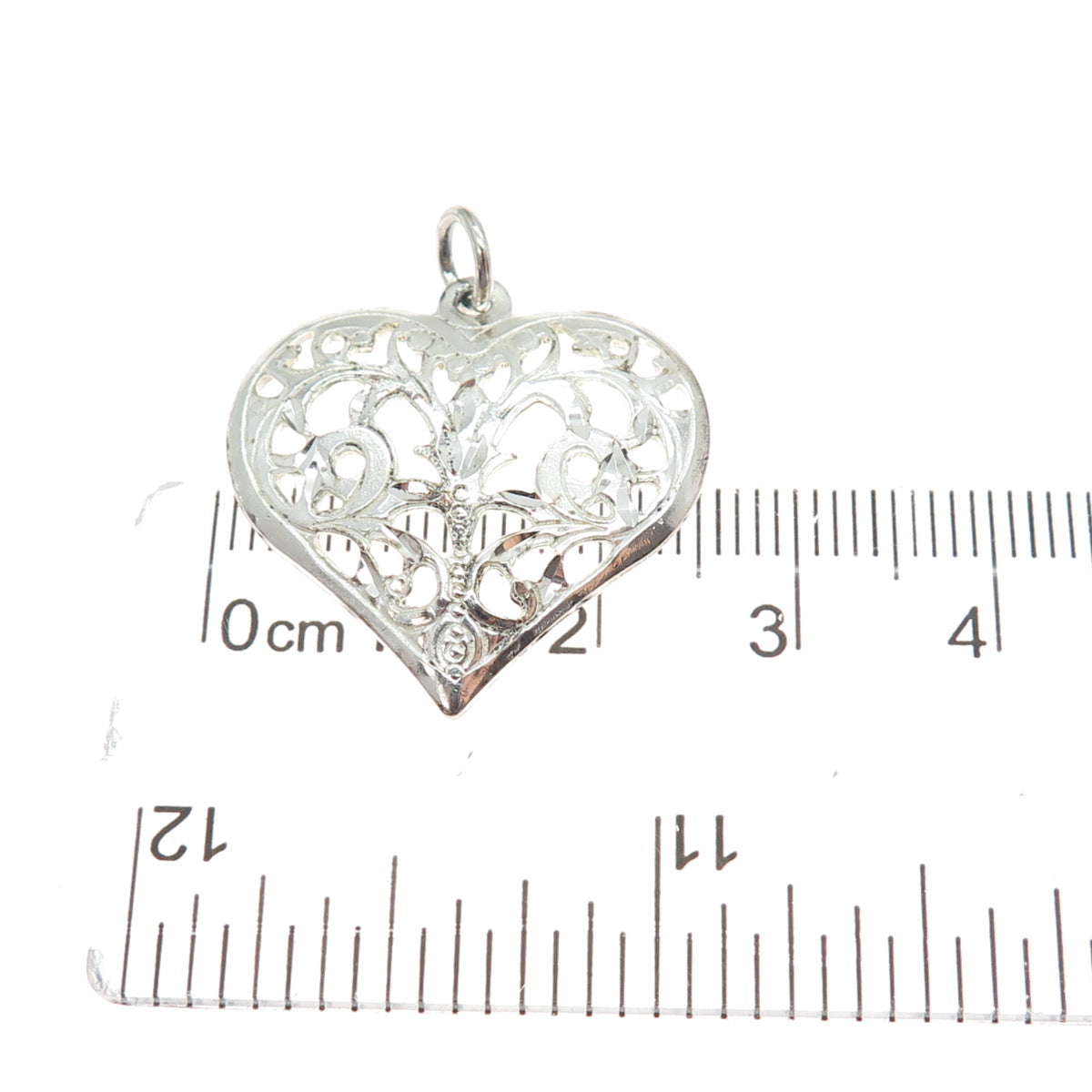 LISA LEE CREATIONS 925 Sterling Silver Vintage Floral Heart Charm Pendant
