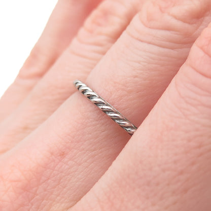 Silpada 925 Sterling Silver Vintage Ribbed Stackable Band Ring Size 7.75