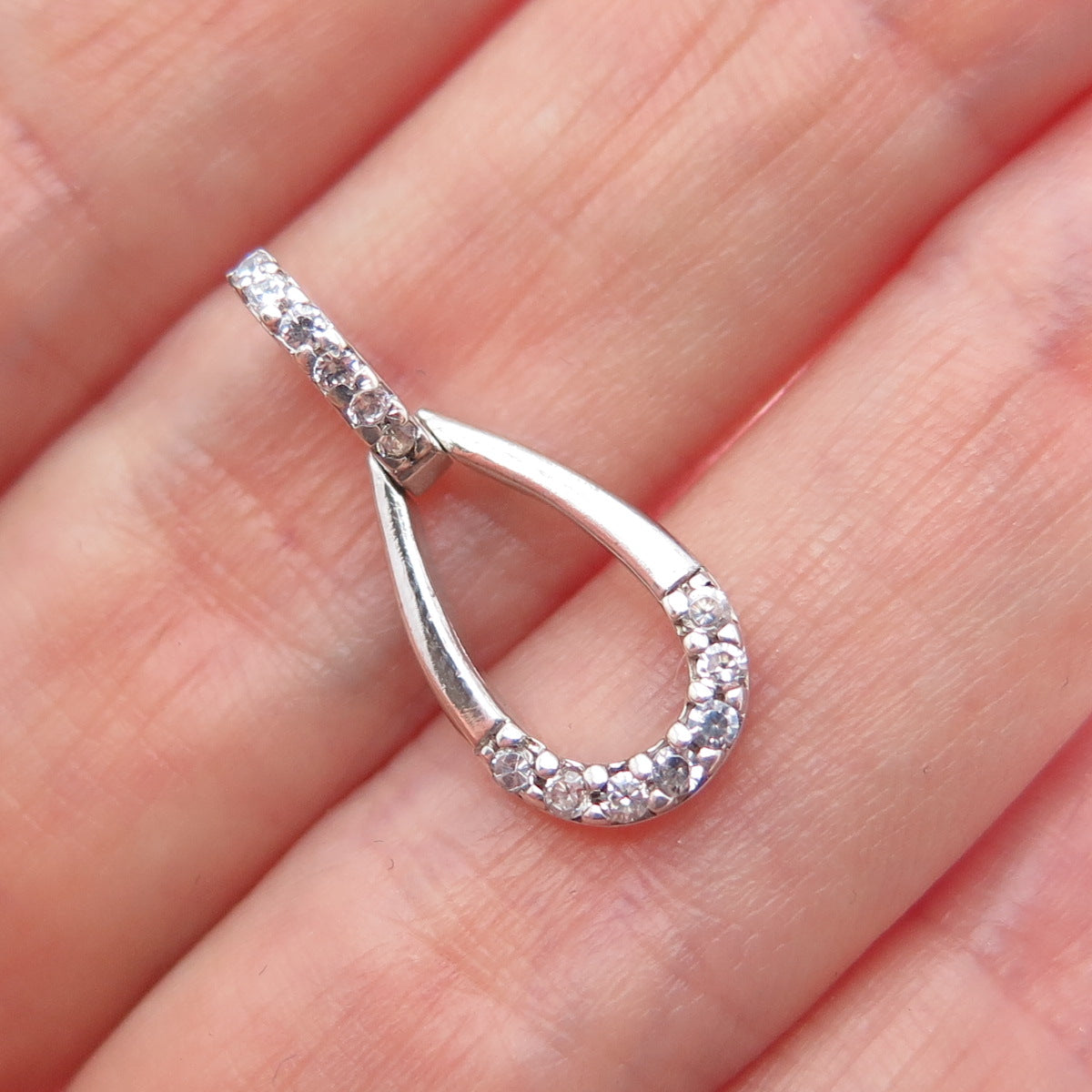 925 Sterling Silver Round-Cut C Z Teardrop Minimalist Charm Pendant