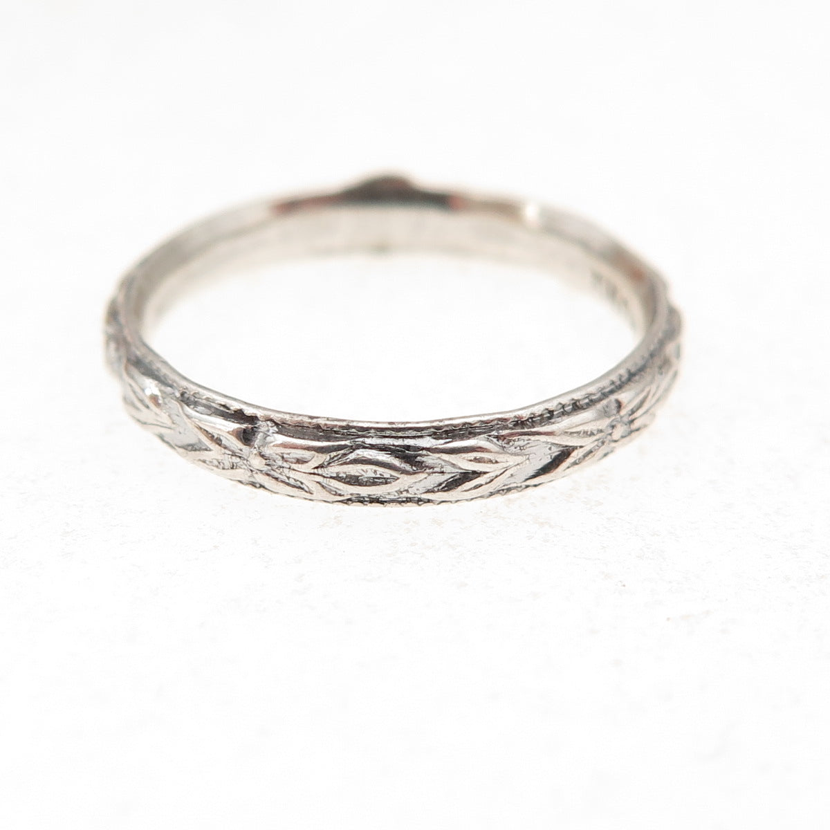 925 Sterling Silver Antique Art Deco Floral Oxidized Band Ring Size 5