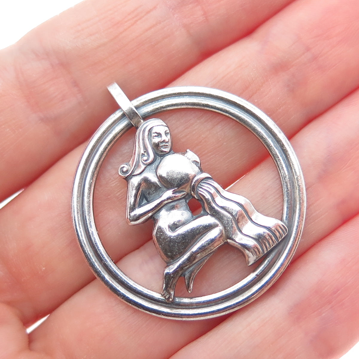 VAN DELL 925 Sterling Silver Vintage Aquarius Zodiac Sign Oxidized Charm Pendant