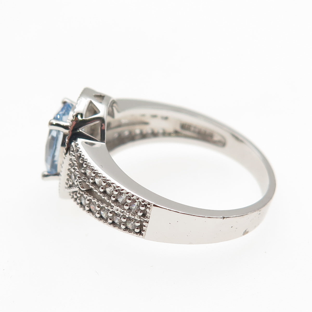 925 Sterling Silver Oval-Cut Blue & Round-Cut White C Z Ring Size 9