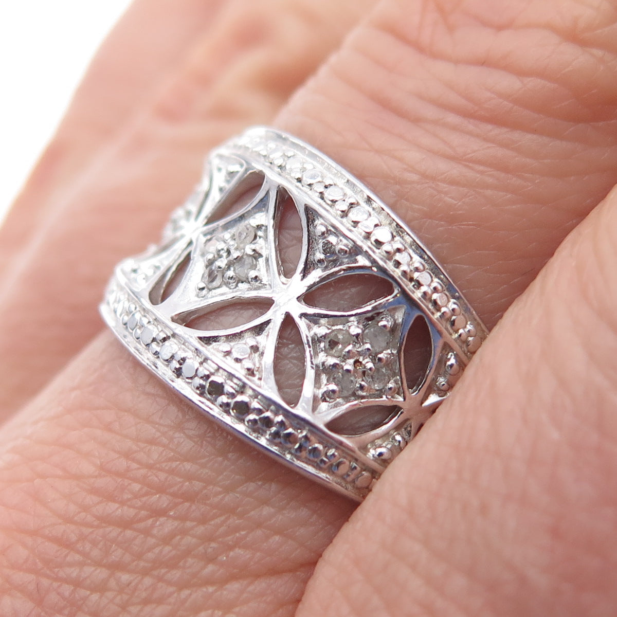 RJ GRAZIANO 925 Sterling Silver Real Round-Cut Diamond Flower Ring Size 10