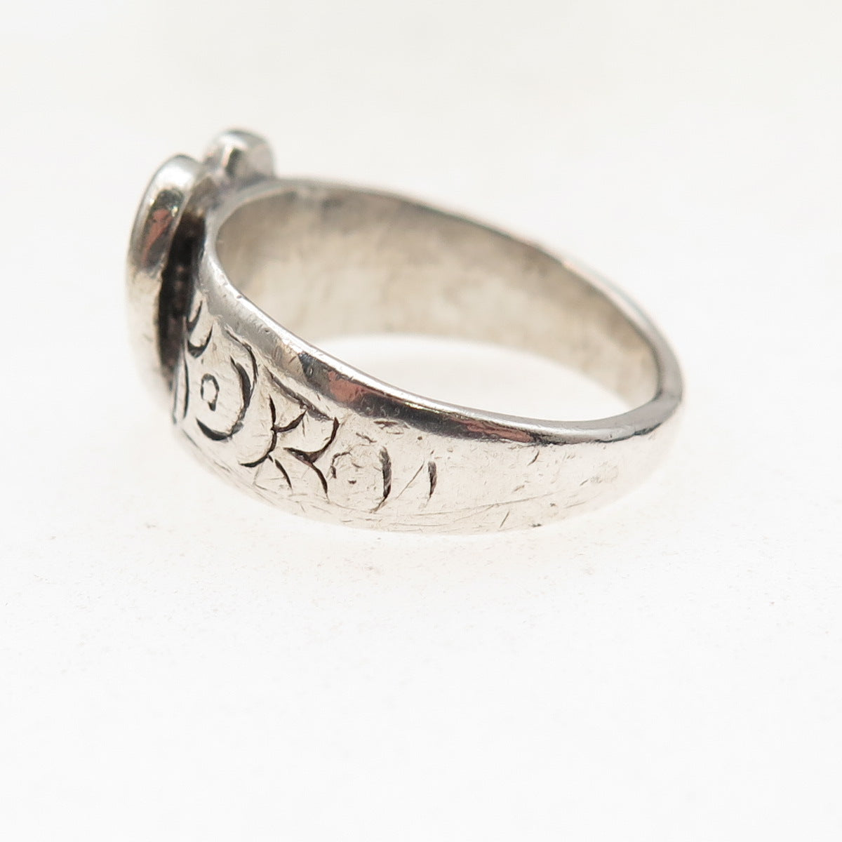 925 Sterling Silver Antique Art Deco Heart Oxidized Signet Ring Size 6.75
