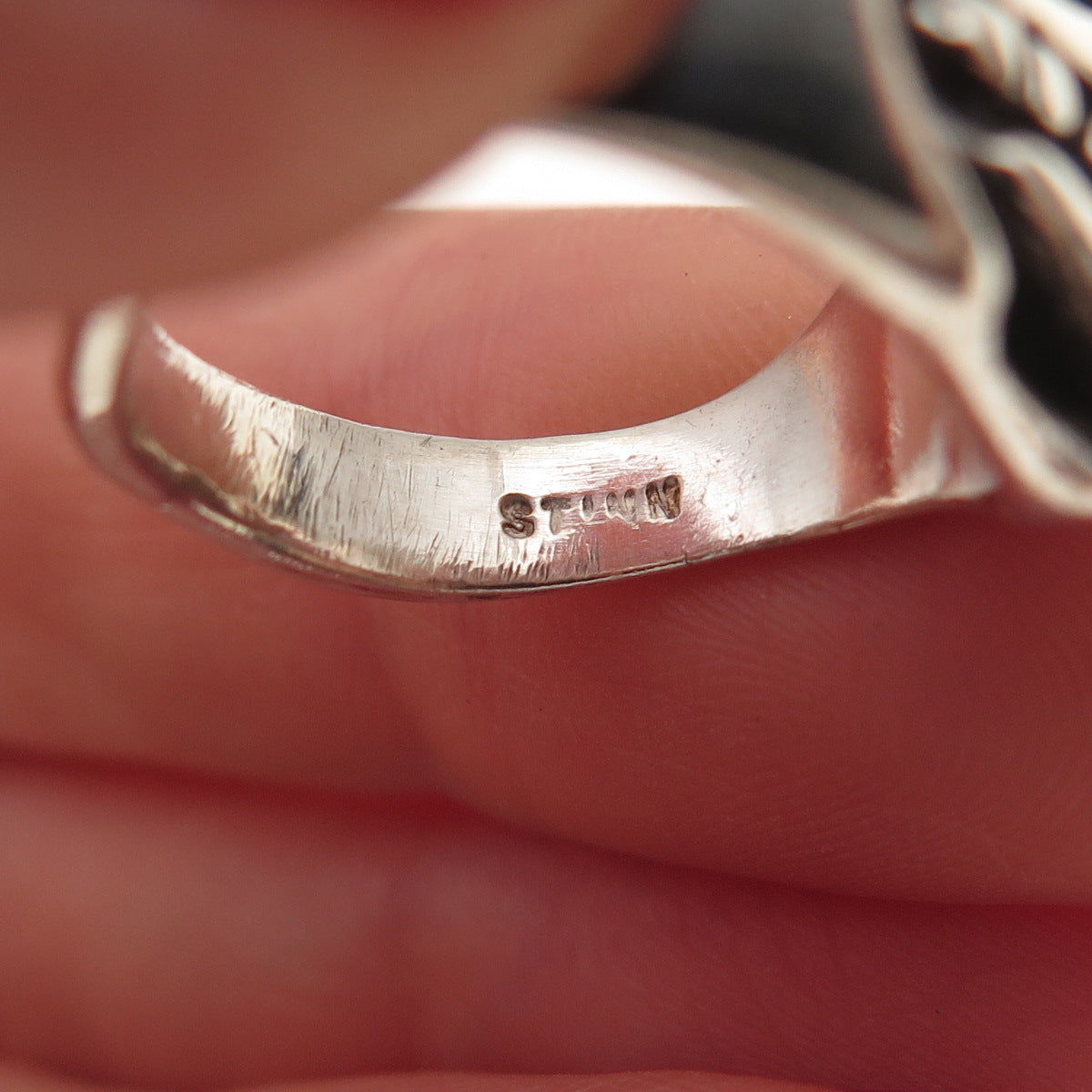 Gerald Stinn 925 Sterling Silver Vintage Modernist Oxidized Ring Size 5