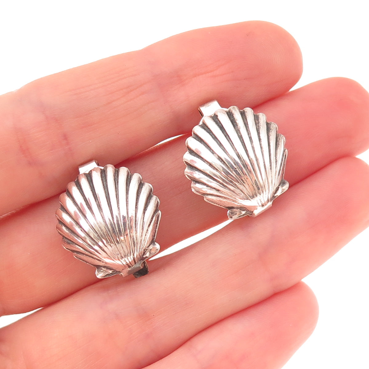 925 Sterling Silver Antique Art Deco Seashell Oxidized Clip On Earrings