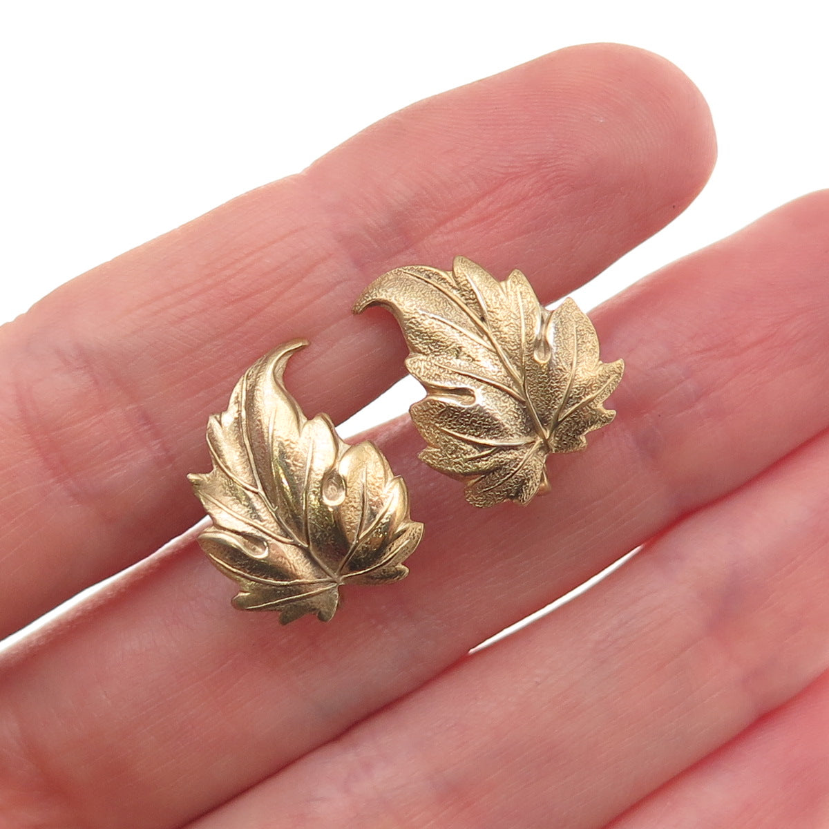925 Sterling Silver Gold Plated Antique Art Deco Floral Leaf Screw Back Earrings